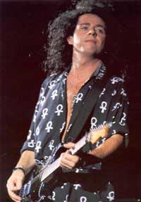 Steve-Lukather---1990